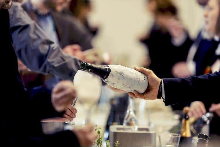 (Bollicine in Villa 
A marzo la seconda edizione)