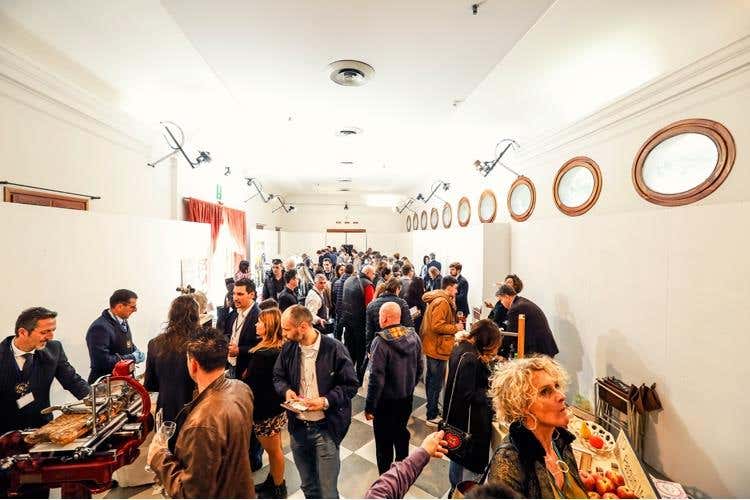 (Bollicine in Villa 
A marzo la seconda edizione)