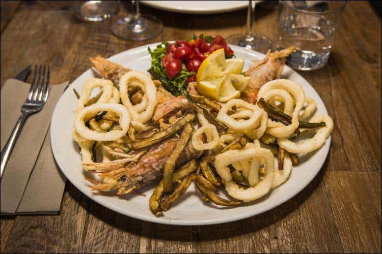 Fritto misto (Buon cibo e relax dal pranzo al dopocena 
Il 19.26 è un angolo milanese da godersi)