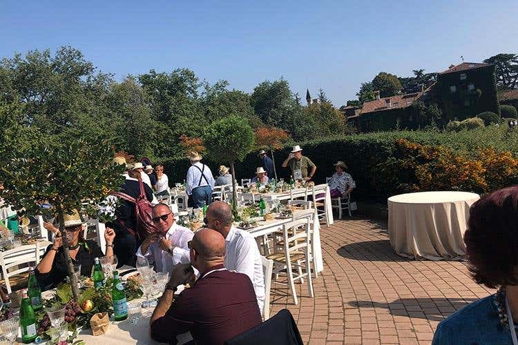 (Buon compleanno a L'Albereta 
Il sogno di Carmen Moretti dopo 25 anni)