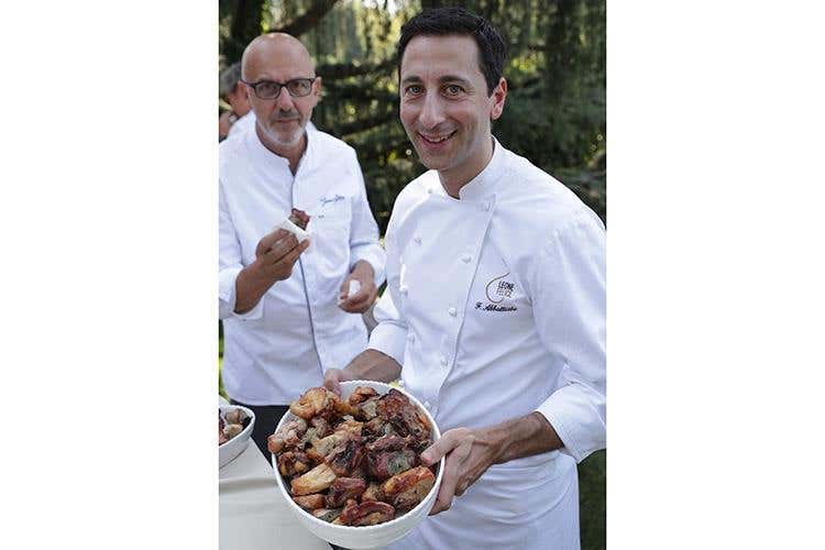 Franco Pepe e Fabio Abbattista (Buon compleanno a L'Albereta 
Il sogno di Carmen Moretti dopo 25 anni)