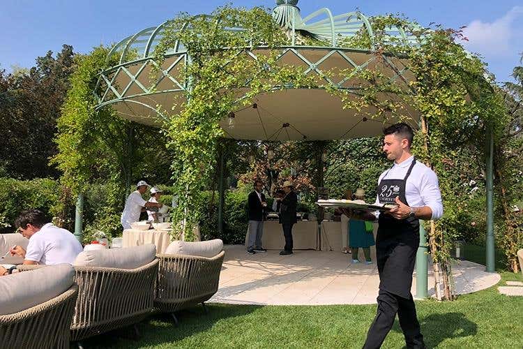 (Buon compleanno a L'Albereta 
Il sogno di Carmen Moretti dopo 25 anni)