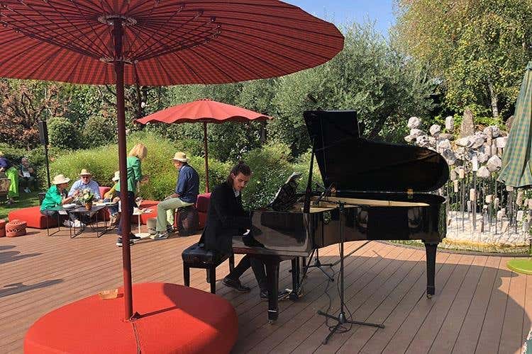 (Buon compleanno a L'Albereta 
Il sogno di Carmen Moretti dopo 25 anni)