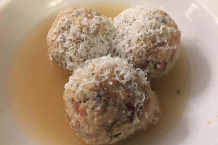 (Buongustai bergamaschi
Cena trentina al One Love Restaurant)