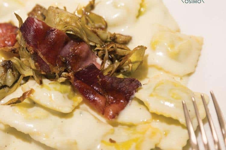 Ravioli con fonduta di pecorino, carciofi e speck (Caffè della Piazza a Osimo 
Iosilito Gioacchini si racconta)