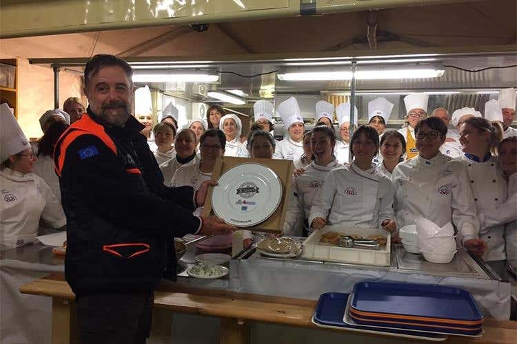 Calore e convivialità ad Amatrice 
Fic in cucina per la cena di Natale