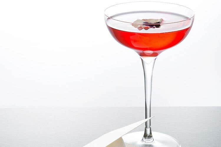 Il drink di Scarnera (Campari Barman Competition 2018 
Giovanni Liuzzi si aggiudica la 5ª edizione)