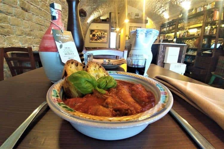 (Cantina Sciacquariedd 
Ponte gastronomico tra passato e presente)