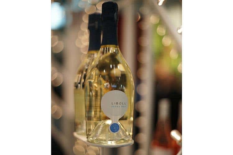 (Cantine San Marzano a Vinitaly 
Le nuove annate e la Puglia in vetrina)