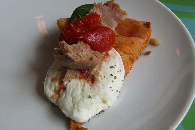 “Capperi… che pizza! Pizza Gourmet” 
Prodotti di qualità e convivialità a Milano