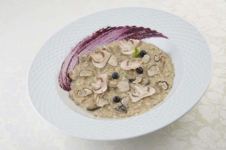 (Casa Virginia 
Cucina, vini e accoglienza lodevoli)