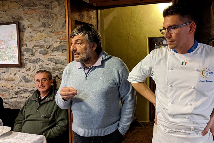 Paolo Schiavo e Giorgio Sanchez (La castagna lariana si racconta 
nei piatti dei cuochi Euro-Toques)
