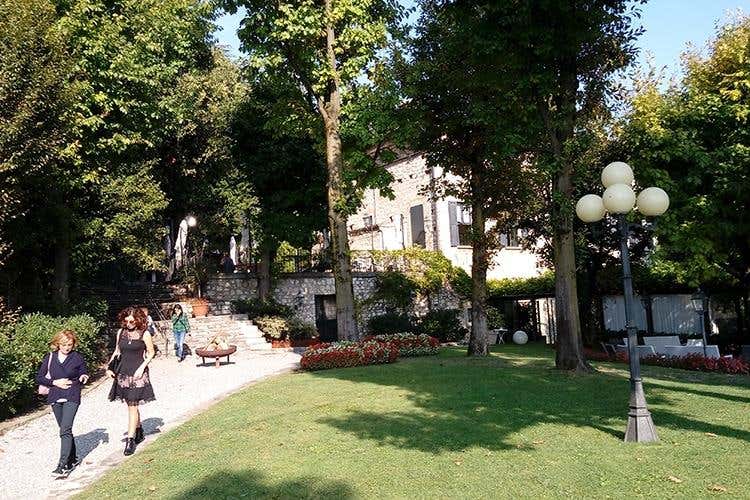 (Castello Malvezzi, da 40 anni 
baluardo della buona cucina)