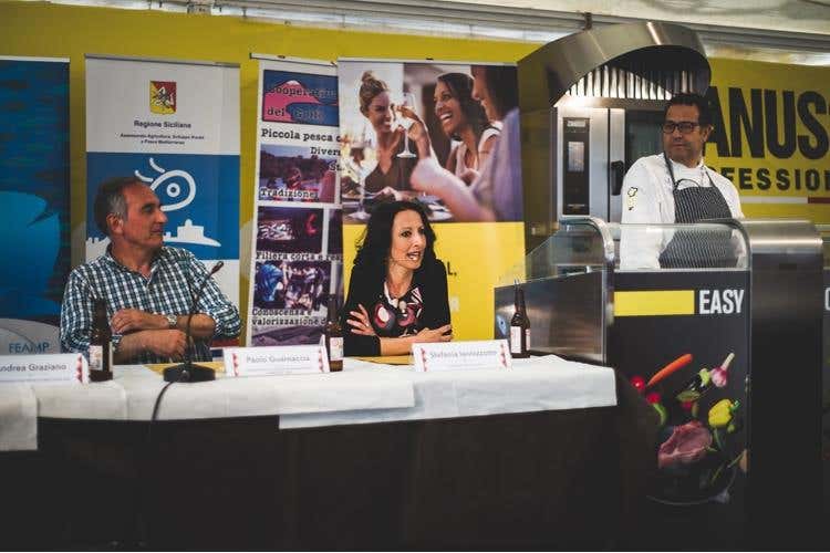 (Catania Street Food Fest 
Un successo in 4 giorni dedicati al gusto)