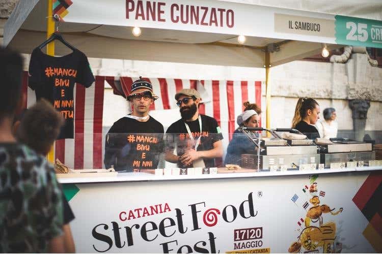 (Catania Street Food Fest 
Un successo in 4 giorni dedicati al gusto)
