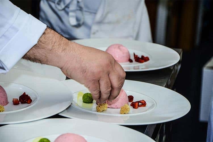 Cena a 12 mani... made in Sicily 
L'ingresso di sei cuochi in Euro-Toques