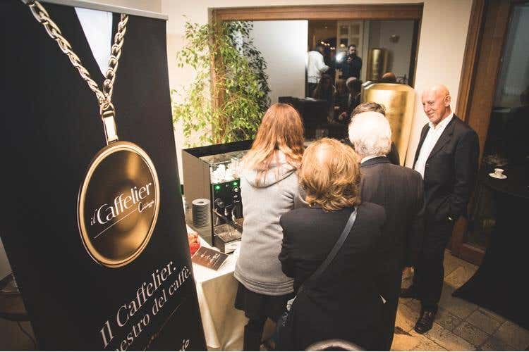 (Cena di gala con 16 stelle Michelin 
Il Premio IaT celebra la Cucina italiana)