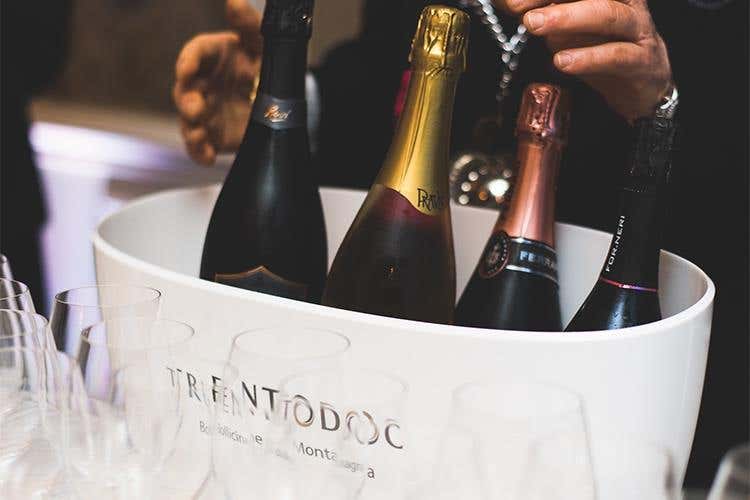 (Cena di gala con 16 stelle Michelin 
Il Premio IaT celebra la Cucina italiana)