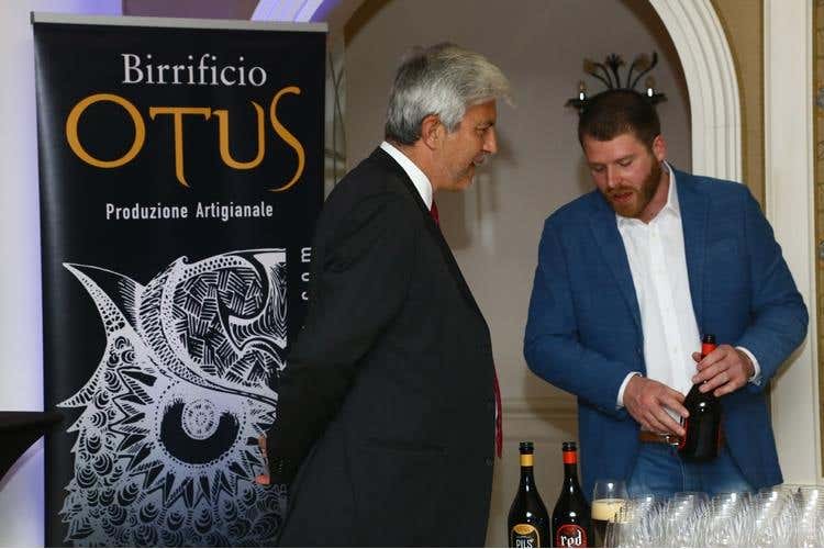 (Cena di gala con 16 stelle Michelin 
Il Premio IaT celebra la Cucina italiana)