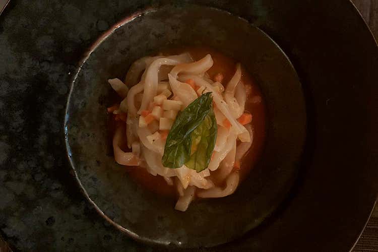 Insalata di calamaro (Cena (o dopo cena) al Mediterraneo 
Oasi di pace per l'estate romana)