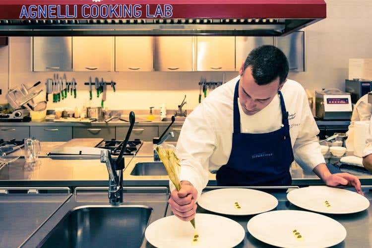 Cena solidale con Niko Romito all’insegna della cucina contemporanea