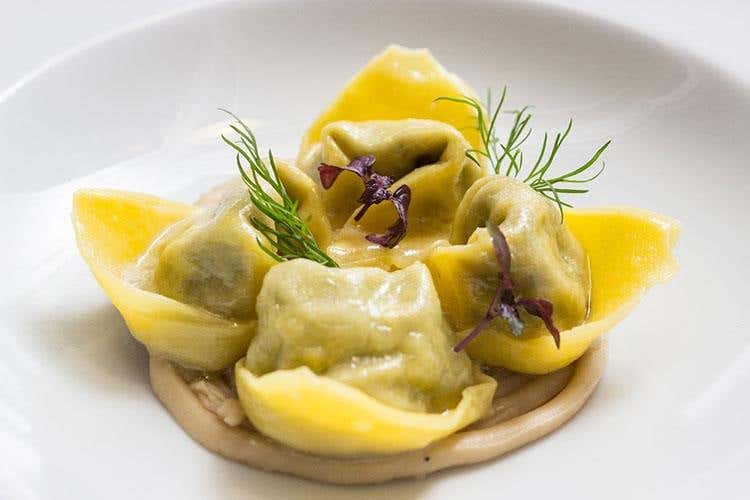 Tortelli ripieni di raguse (Chalet La Rotonda 1962 a Porto Recanati 
Un menu allegro come i proprietari)