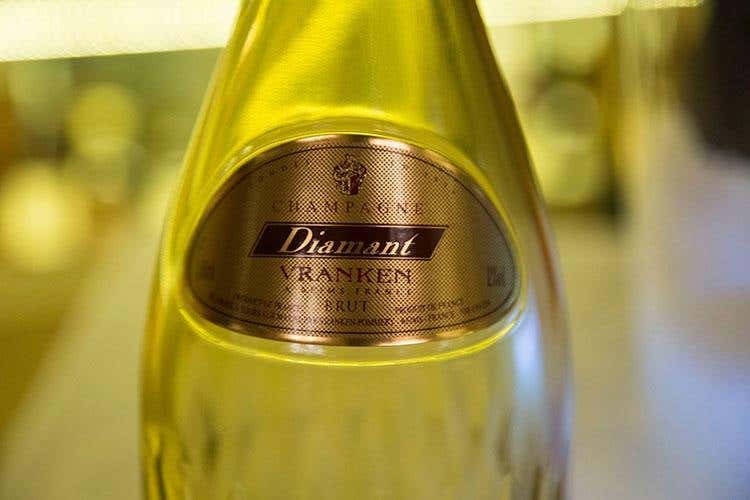 (Chalet Royal a San Giovanni Rotondo 
Vranken Pommery protagonista in tavola)