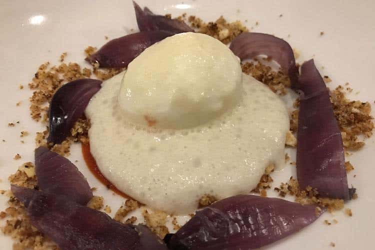 Uovo, pane,Parmigiano Reggiano (Chef in Green 
Alta cucina nel golf club)