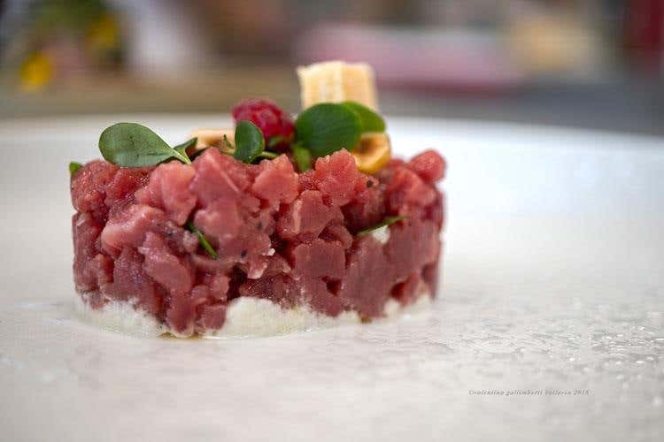 (“Chef in tavola”, profumo di stelle 
Cinque giovani cuochi protagonisti)