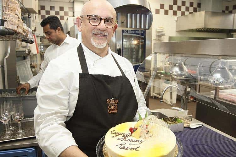 (Chic'n Quick compie 10 anni 
Grande festa alla trattoria di Sadler)