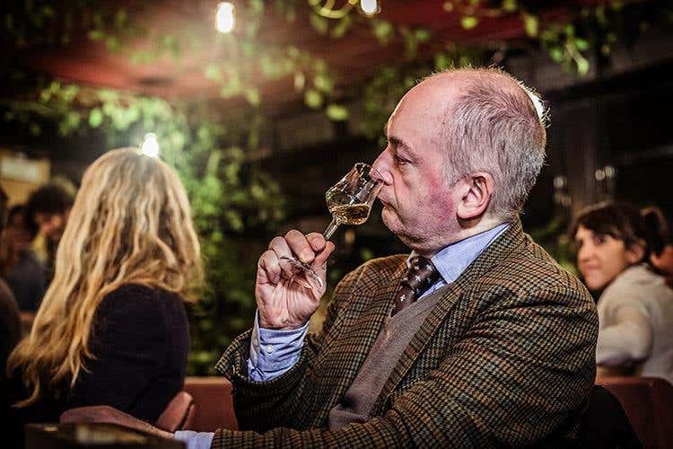 (Cinque whisky distribuiti Martini 
in un food pairing da stella Michelin)