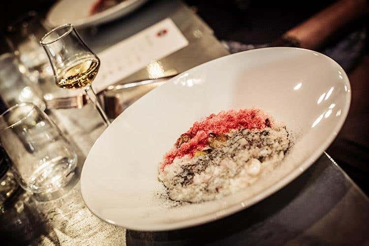 (Cinque whisky distribuiti Martini 
in un food pairing da stella Michelin)