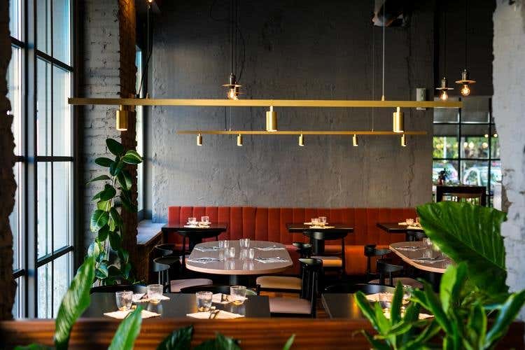 (Cocciuto, la pizza d'autore 
sbarca nel polo della moda milanese)