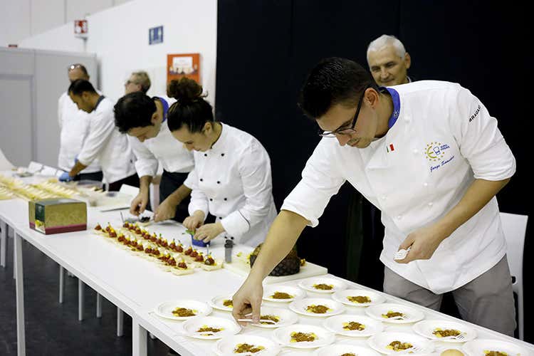 (Come si cucina il Panettone? 
Le proposte dei soci Euro-Toques)