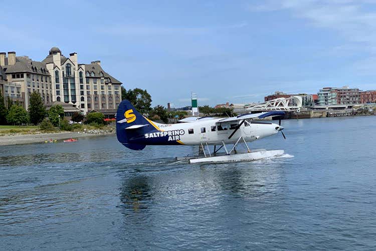 Victoria, l'idrovolante (Comfort firmato Fairmont con affaccio sul Pacifico