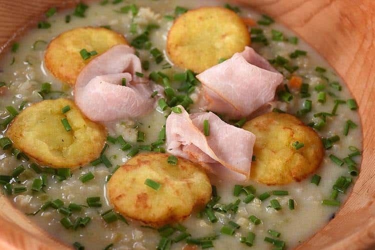 Comodità e piatti tipici al Trattenhof di Rio di Pusteria
