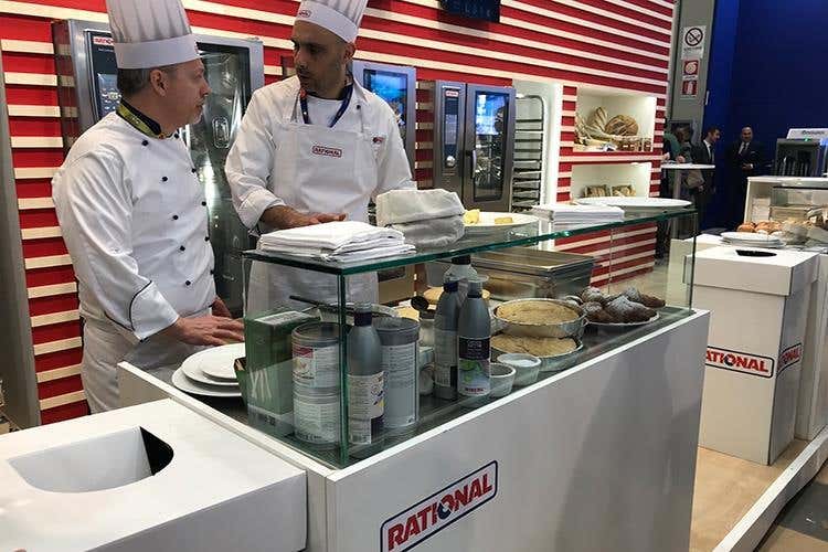(Con Rational una cucina in poco spazio)