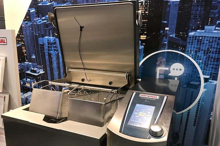 (Con Rational una cucina in poco spazio)