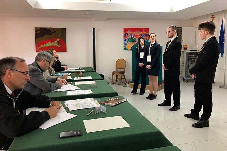 (Concorso Caroli Hotels per alberghieri 
In gara 80 ragazzi da 20 Istituti)