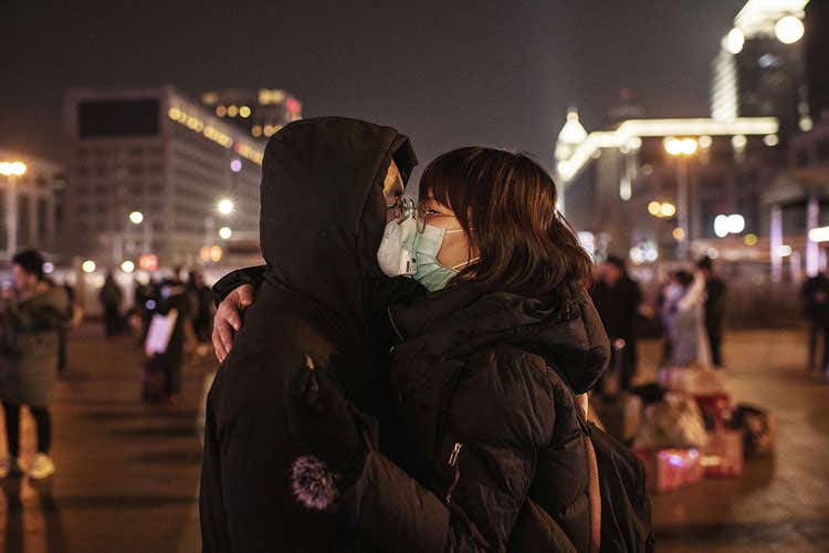 Il coronavirus contagia i social Spopolano le vignette anti psicosi