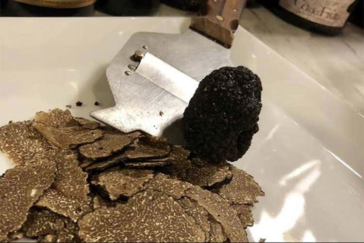 Il tartufo (Cucina lodigiana di casa 
all'Antica Osteria del Cerreto)