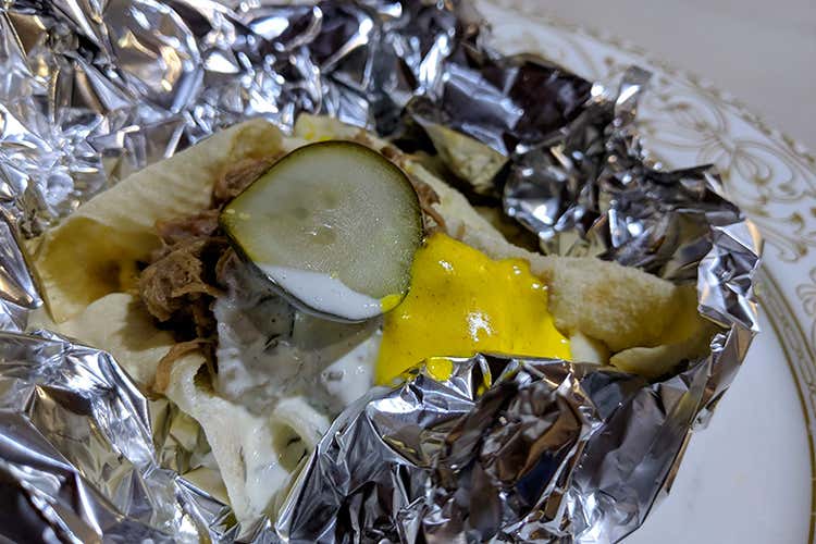 L'agnello nella bocca del lupo in versione street food - Alberto Gipponi (Cuochi uniti per Cascina Cattafame )