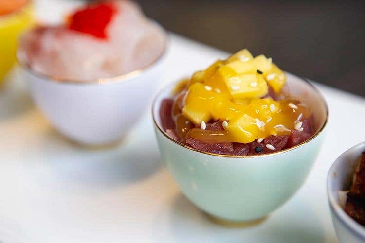 (Cup Sushi da Berimbau a Milano 
Giappone e Brasile in una piccola tazza)