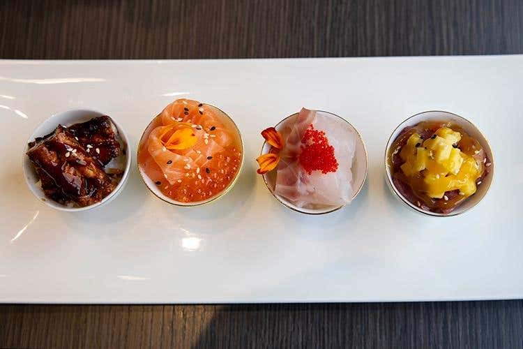 (Cup Sushi da Berimbau a Milano 
Giappone e Brasile in una piccola tazza)