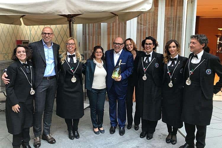 Cuvée Prestige compie dieci anni Da Ca' del Bosco un Franciacorta iconico VIDEO