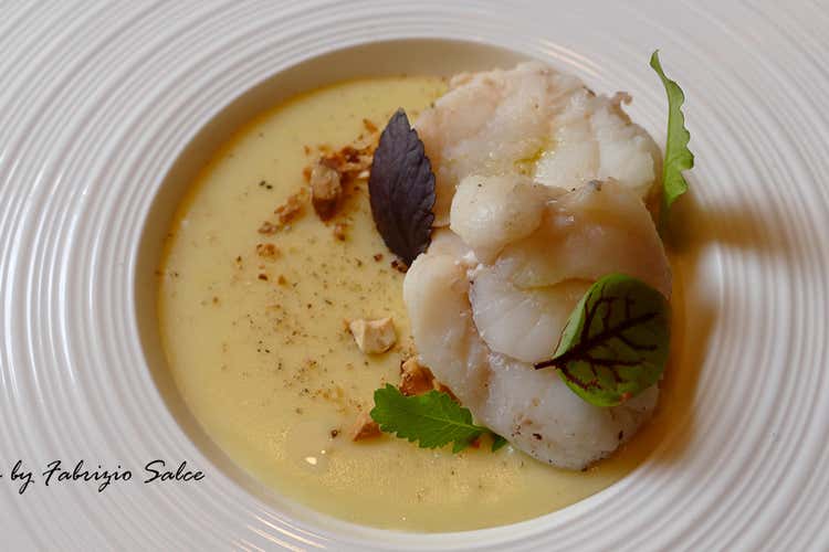 Coda di rospo con la salsa di granseola (Da aspirante medico a chef 
Giannoni e il suo “Aroma” a Brescia)