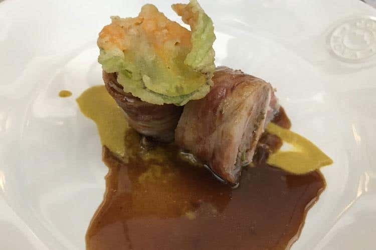 Coniglio in porchetta (Da Cantina Buglioni un Amarone 
che si offre ad abbinamenti inaspettati)