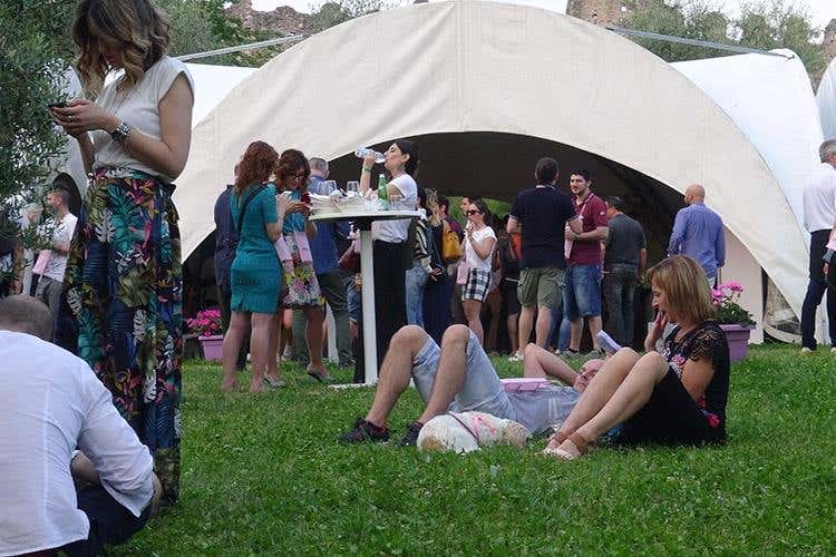 (Dal lago di Garda al mondo intero 
Un altro passo per dare dignità ai rosati)