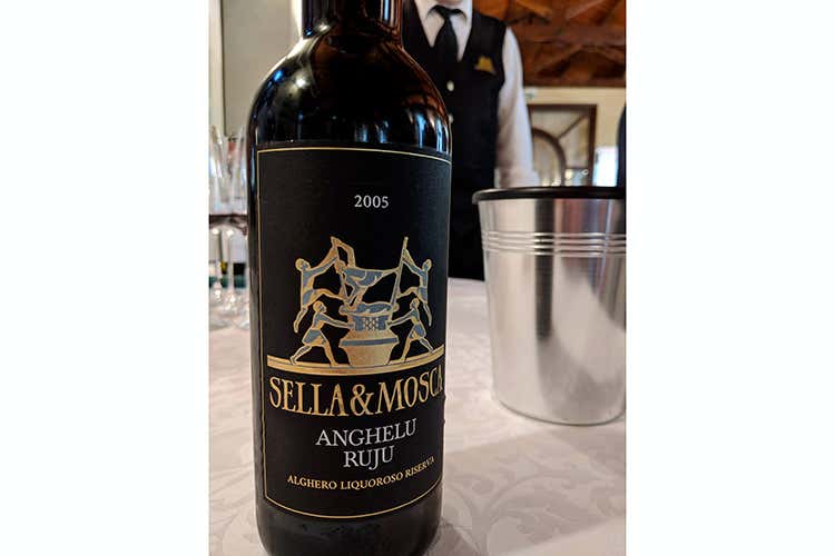 Sella & Mosca Anghelu Ruju (Dal Torbato all'Anghelu Ruju 
Sella e Mosca, 120 anni dopo...)