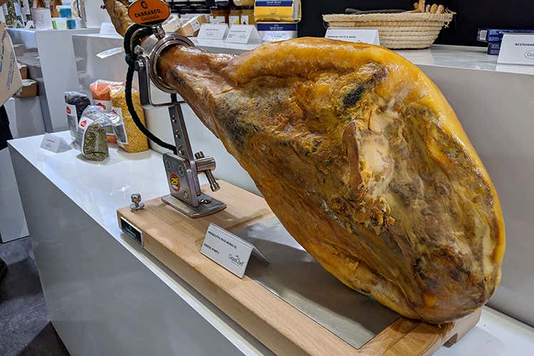 (Dalla colazione al pesce fresco 
I prodotti dal mondo di Woerndle)